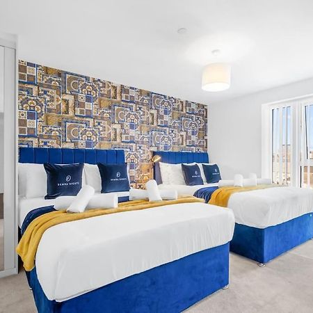 ברמינגהאם The Versace Suite With 4 Beds And Secure Free Parking מראה חיצוני תמונה
